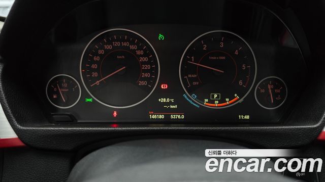 BMW 3 Series (F30) 320d Sport 2015 — фото 8