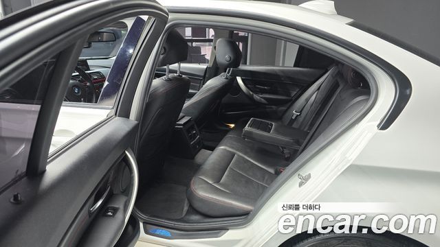 BMW 3 Series (F30) 320d Sport 2015 — фото 12