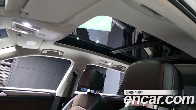 Volkswagen Tiguan Allspace 2.0 TSI Prestige 2023 — фото 17