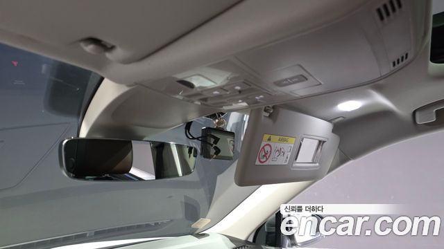 Volkswagen Tiguan Allspace 2.0 TSI Prestige 2023 — фото 27