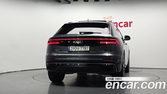 Audi Q8 (4M) 55 TFSI Quattro Premium 2021 — фото 4