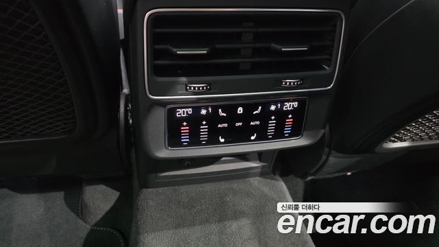 Audi Q8 (4M) 55 TFSI Quattro Premium 2021 — фото 19