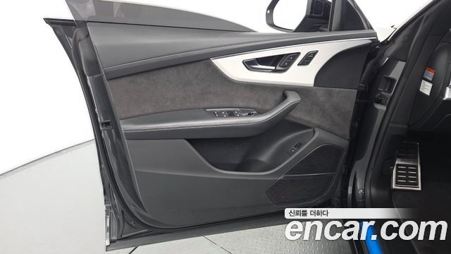 Audi Q8 (4M) 55 TFSI Quattro Premium 2021 — фото 24