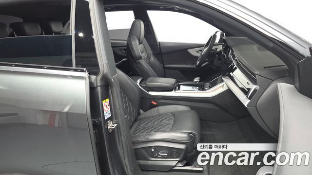 Audi Q8 (4M) 55 TFSI Quattro Premium 2021 — фото 26
