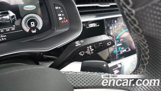 Audi Q8 (4M) 55 TFSI Quattro Premium 2021 — фото 29
