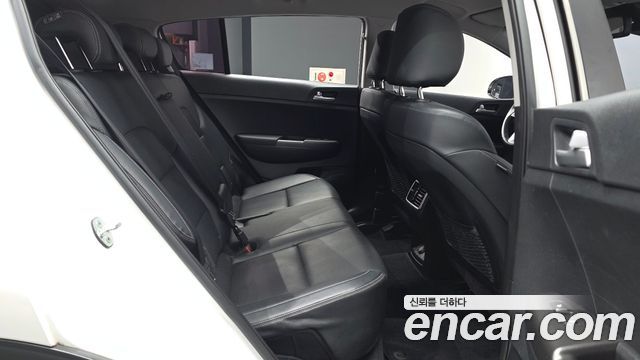 Kia Sportage The Bold Gasoline Prestige 2022 — фото 12