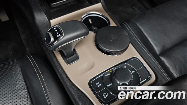 Jeep Grand Cherokee 3.0 Diesel Limited WK2 2015 — фото 9