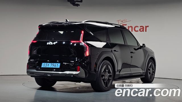 Kia EV9 Long Range 4WD GT Line 2024 — фото 2