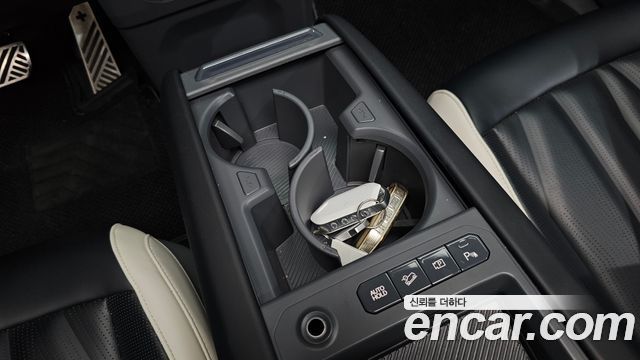 Kia EV9 Long Range 4WD GT Line 2024 — фото 9