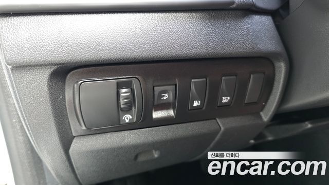 Renault Korea SM3 Neo SE 2019 — фото 19