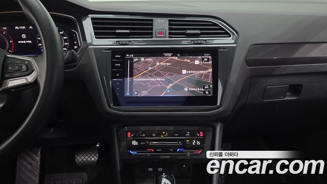 Volkswagen Tiguan (II) 2.0 TDI 4Motion Prestige 2023 — фото 13