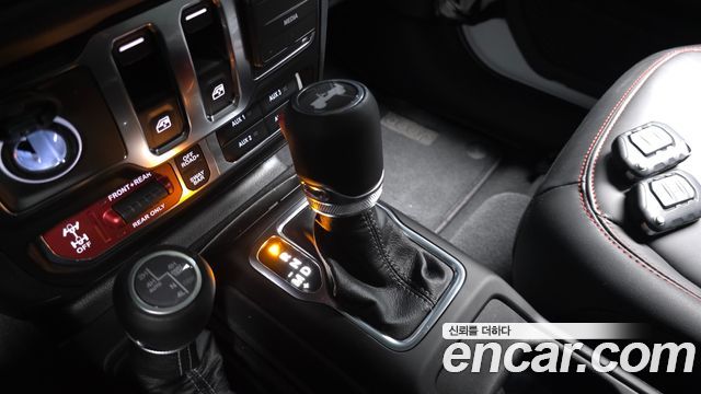 Jeep Wrangler (JL) 2.0 Rubicon 2Door 2026 — фото 9