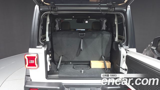Jeep Wrangler (JL) 2.0 Rubicon 2Door 2026 — фото 24