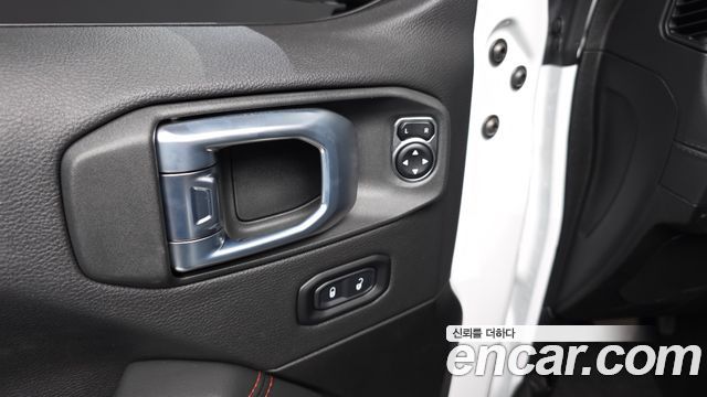 Jeep Wrangler (JL) 2.0 Rubicon 2Door 2026 — фото 36