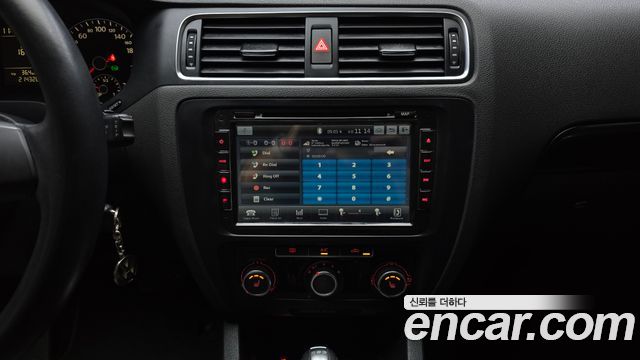 Volkswagen Jetta 1.6 TDI Blue Motion 6th 2014 — фото 18