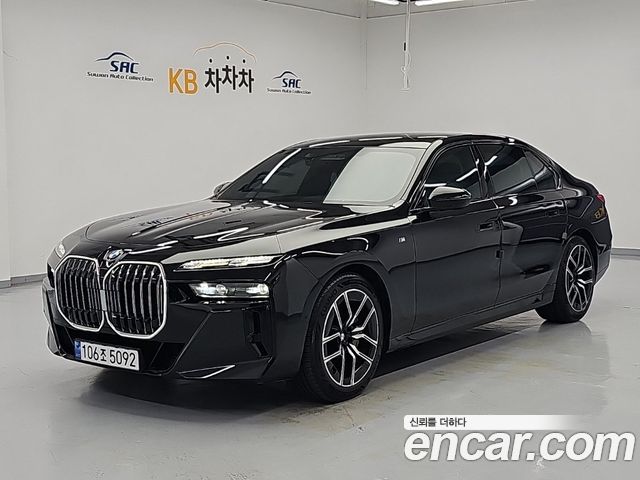 BMW 7 Series (G70) 740i sDrive M Sport 2023 — фото 4