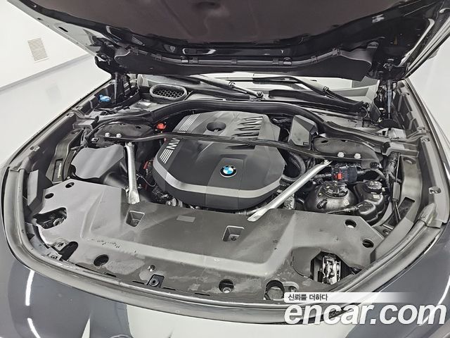 BMW 7 Series (G70) 740i sDrive M Sport 2023 — фото 5
