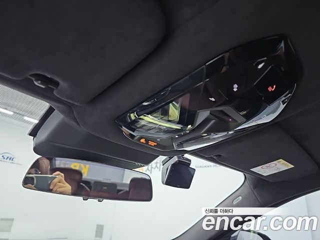 BMW 7 Series (G70) 740i sDrive M Sport 2023 — фото 22