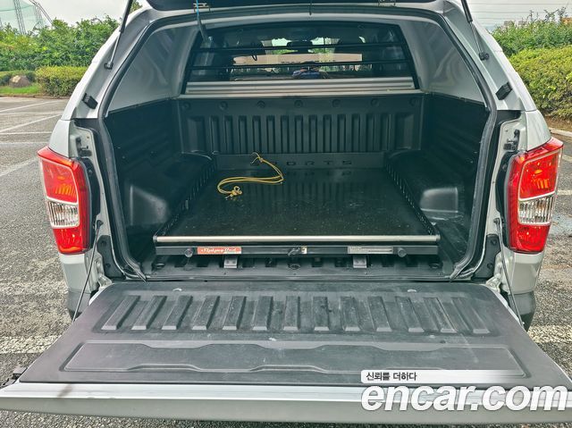 KG Mobility (SsangYong) Rexton Sports Diesel 2.2 2WD Prestige Special 2021 — фото 20