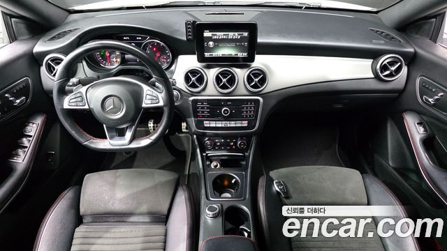 Mercedes-Benz CLA-Class (C117) CLA220 AMG Line 2018 — фото 7