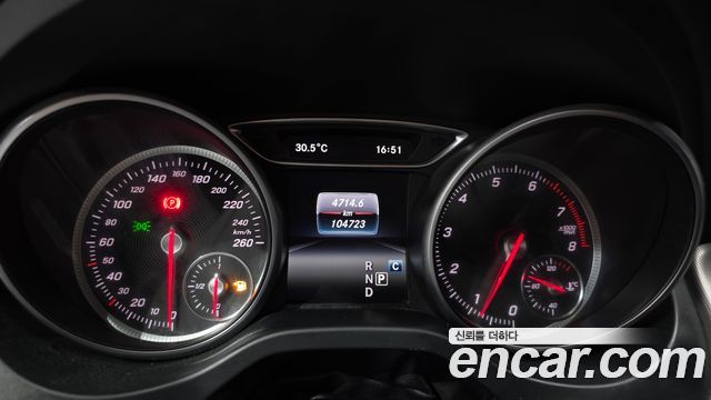 Mercedes-Benz CLA-Class (C117) CLA220 AMG Line 2018 — фото 8