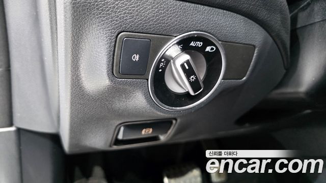 Mercedes-Benz CLA-Class (C117) CLA220 AMG Line 2018 — фото 29