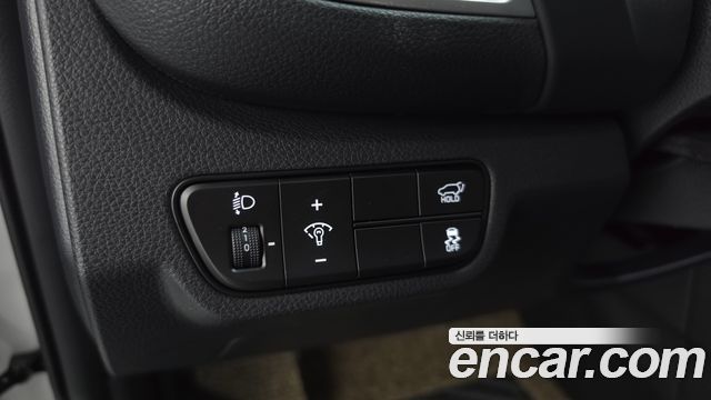 Kia Seltos Gasoline 1.6 Turbo 2WD Signature 2025 — фото 18