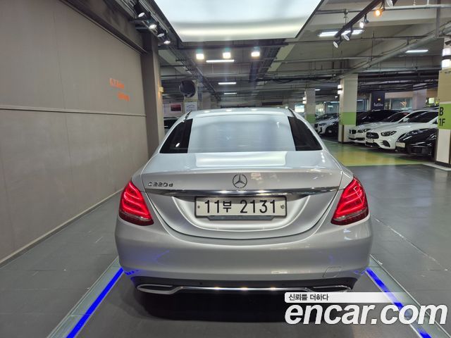 Mercedes-Benz C-Class (W205) C220 d Avantgarde 2016 — фото 4