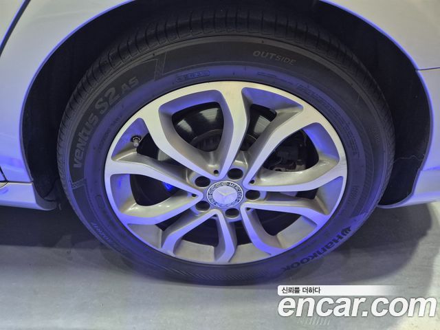 Mercedes-Benz C-Class (W205) C220 d Avantgarde 2016 — фото 5