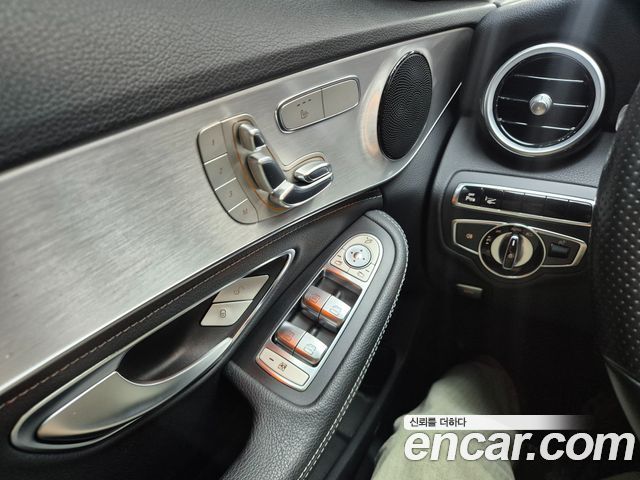 Mercedes-Benz C-Class (W205) C220 d Avantgarde 2016 — фото 18