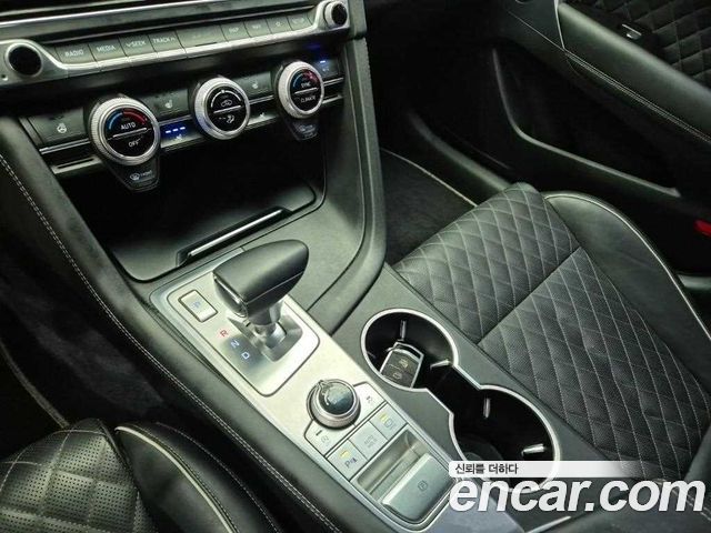Genesis G70 3.3T Sport AWD Supreme 2018 — фото 8