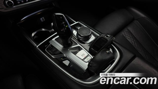 BMW 7 Series (G11) 730Ld xDrive 2016 — фото 9