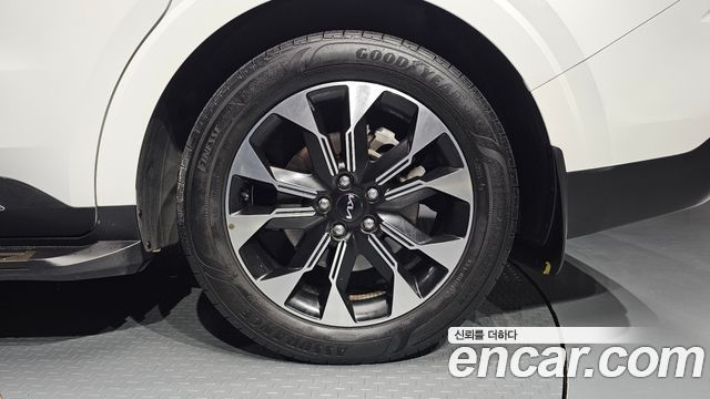 Kia Carnival (IV) Gasoline 9-Seater Noblesse 2023 — фото 21