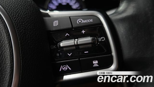 Kia Carnival (IV) Gasoline 9-Seater Noblesse 2023 — фото 32