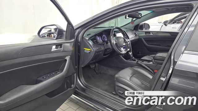 Hyundai Sonata New Rise Hybrid Modern 2019 — фото 10