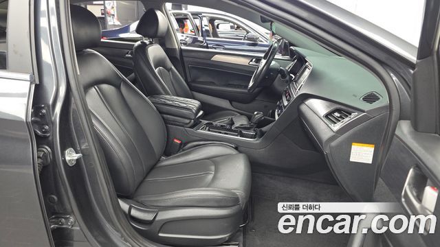 Hyundai Sonata New Rise Hybrid Modern 2019 — фото 11