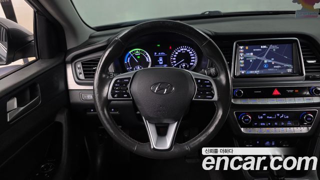Hyundai Sonata New Rise Hybrid Modern 2019 — фото 13