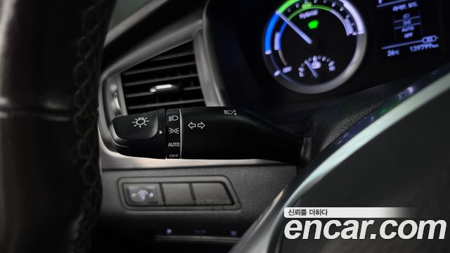Hyundai Sonata New Rise Hybrid Modern 2019 — фото 29