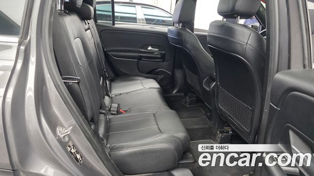 Mercedes-Benz GLB-Class (X247) GLB200 d 2021 — фото 12
