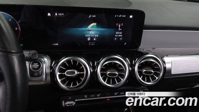 Mercedes-Benz GLB-Class (X247) GLB200 d 2021 — фото 14