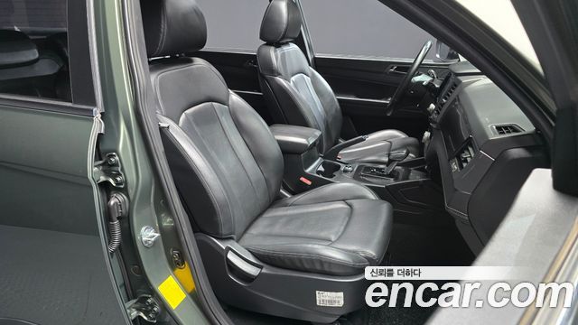 KG Mobility (SsangYong) Rexton Sports Khan Diesel 2.2 4WD Prestige 2021 — фото 12