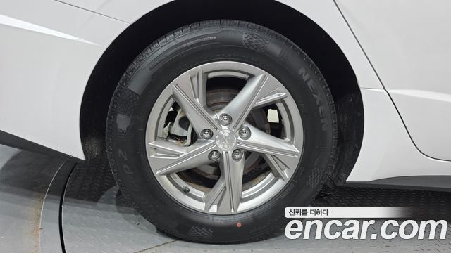 Hyundai Sonata (DN8) 2.0 LPG(rental car) Smart 2020 — фото 5