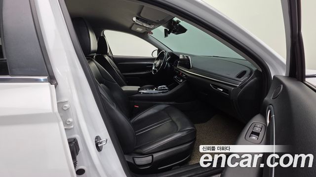 Hyundai Sonata (DN8) 2.0 LPG(rental car) Smart 2020 — фото 10