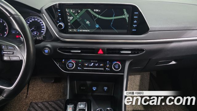 Hyundai Sonata (DN8) 2.0 LPG(rental car) Smart 2020 — фото 13