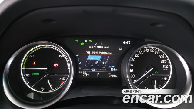 Toyota Camry (XV70) 2.5 XLE Hybrid 2019 — фото 8