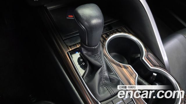 Toyota Camry (XV70) 2.5 XLE Hybrid 2019 — фото 9