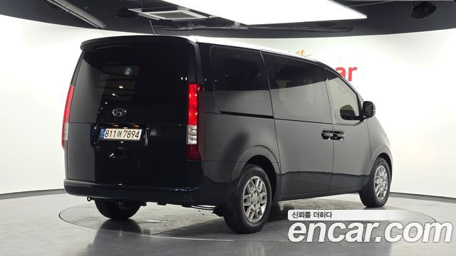 Hyundai Staria L3.5 Cargo 5-Seater Modern 2022 — фото 2