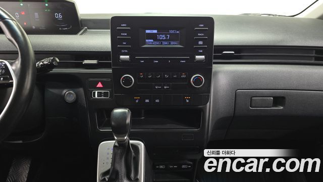 Hyundai Staria L3.5 Cargo 5-Seater Modern 2022 — фото 14