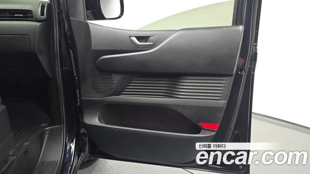 Hyundai Staria L3.5 Cargo 5-Seater Modern 2022 — фото 25