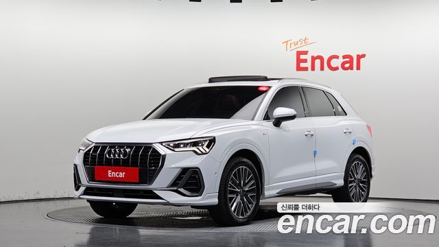Audi Q3 (F3) 40 TFSI Quattro Premium 2024 — фото 1